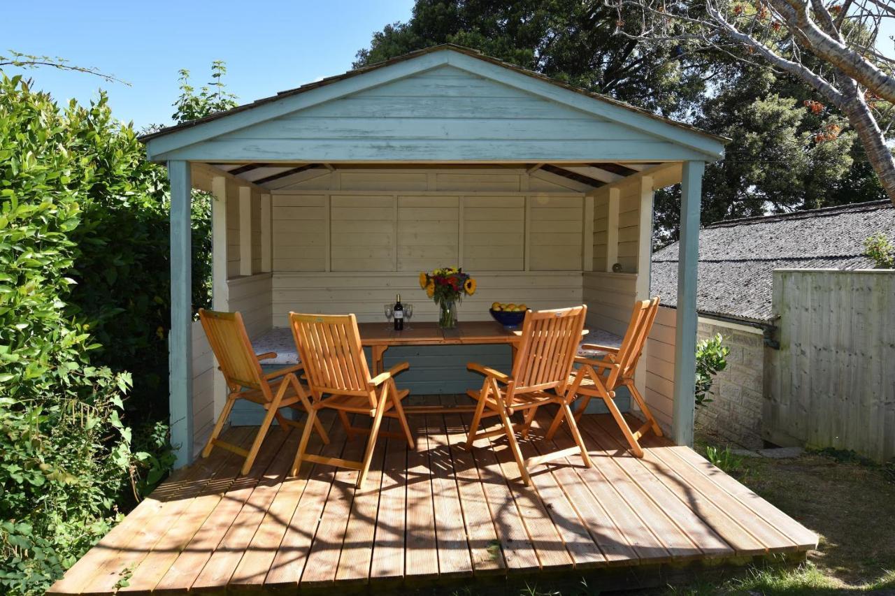 Arden Villa, Sleeps 8, Moments From The Golden Sandy Beach Of Ryde ไรด์ ภายนอก รูปภาพ