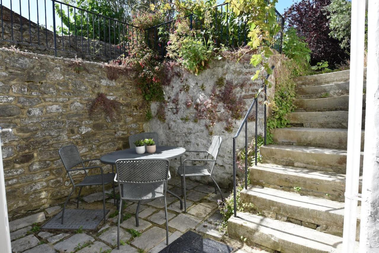 Arden Villa, Sleeps 8, Moments From The Golden Sandy Beach Of Ryde ไรด์ ภายนอก รูปภาพ