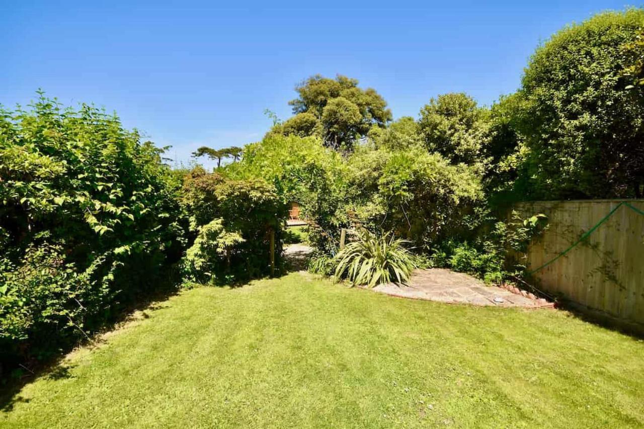 Arden Villa, Sleeps 8, Moments From The Golden Sandy Beach Of Ryde ไรด์ ภายนอก รูปภาพ