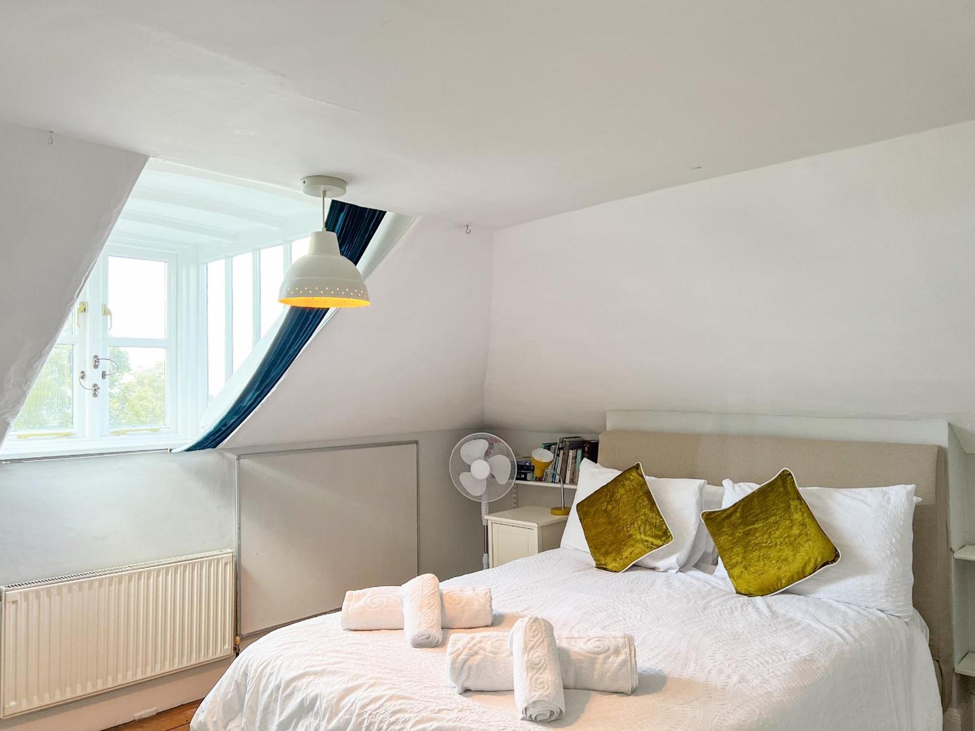 Arden Villa, Sleeps 8, Moments From The Golden Sandy Beach Of Ryde ไรด์ ภายนอก รูปภาพ